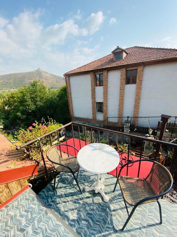 Tatin - Hotel & Cafe In Мцхета Экстерьер фото